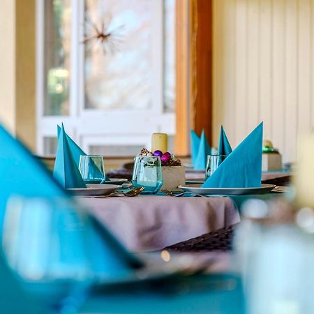 Balaton Colors Beach Hotel Siofok Bagian luar foto