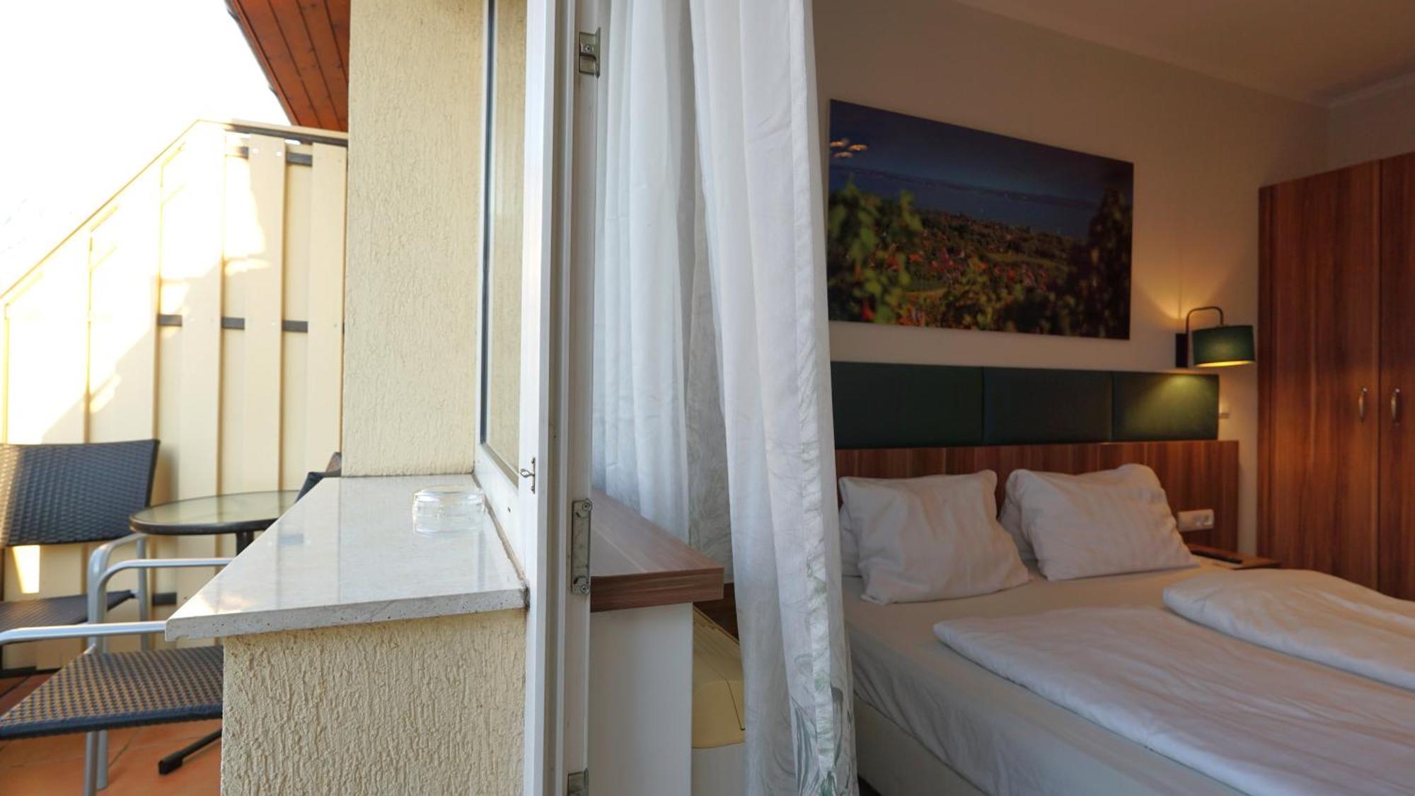Balaton Colors Beach Hotel Siofok Bagian luar foto