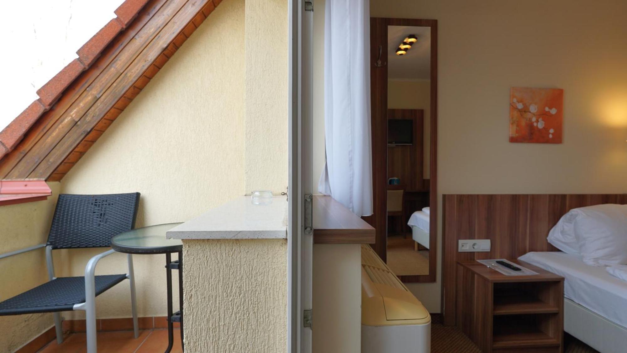 Balaton Colors Beach Hotel Siofok Ruang foto