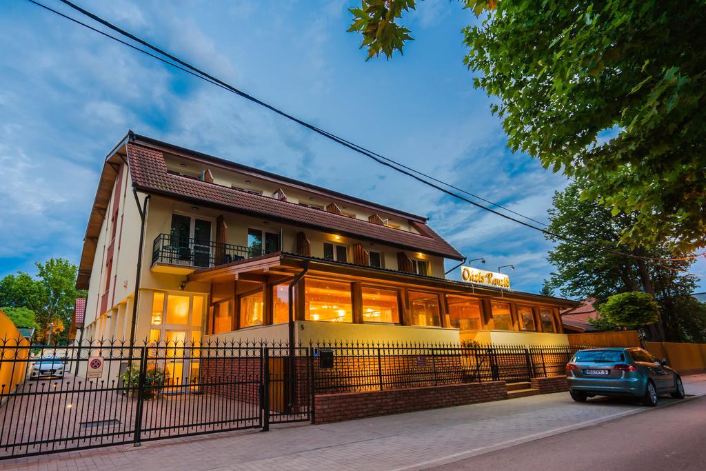 Balaton Colors Beach Hotel Siofok Bagian luar foto